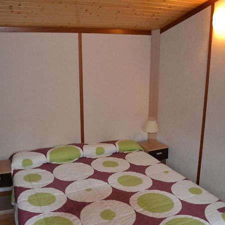 Camping Fuentes Blancas Burgo Szoba fotó