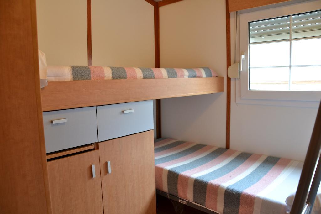 Camping Fuentes Blancas Burgo Szoba fotó