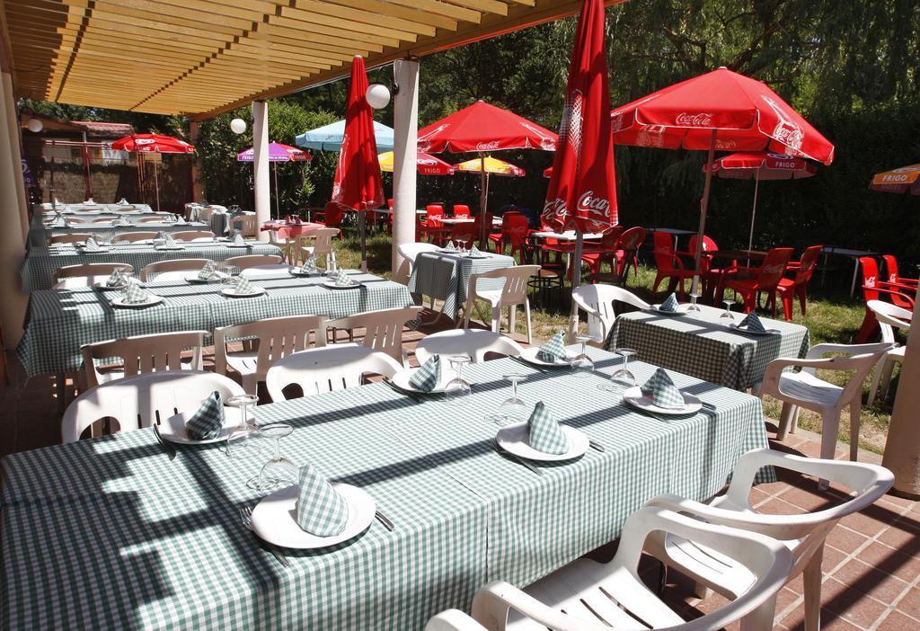 Camping Fuentes Blancas Burgo Kültér fotó