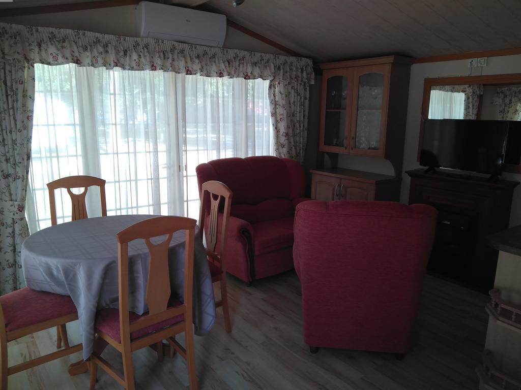 Camping Fuentes Blancas Burgo Kültér fotó